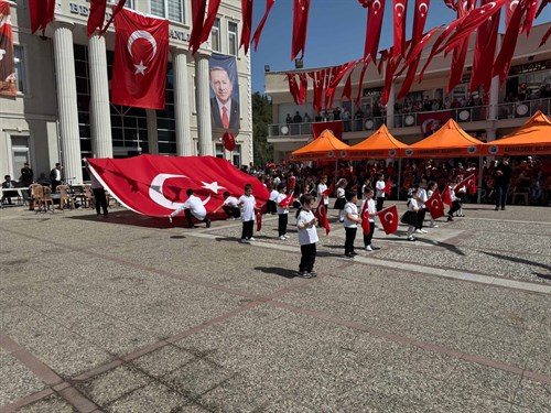 23 Nisan Ulusal Egemenlik ve Çocuk Bayramı Programı Düzenlendi